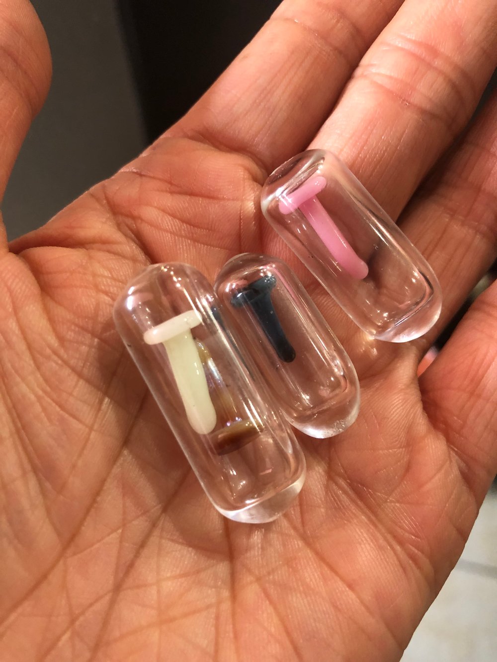 Image of microdose mushroom pill (glass )