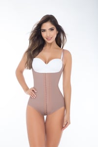 Image 1 of Ann Slim 2302 Powernet Body