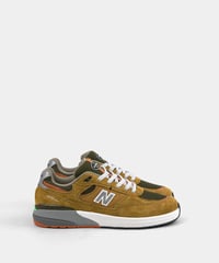 Image 1 of NEW BALANCE_ANDREW REYNOLDS 933 :::BROWN/GREY:::