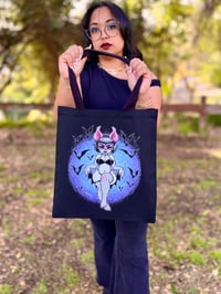 Image 1 of Batty (tote bag)