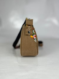 Image 4 of (Floral) Zipper Shoulder Bag