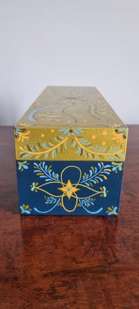 Image 4 of Oblong trinket box 35Lx11Dx10H