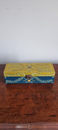 Image 5 of Oblong trinket box 35Lx11Dx10H