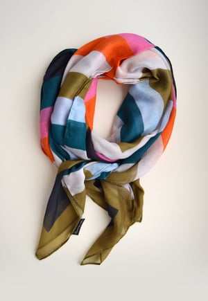 Image of PAÑUELO SIENA