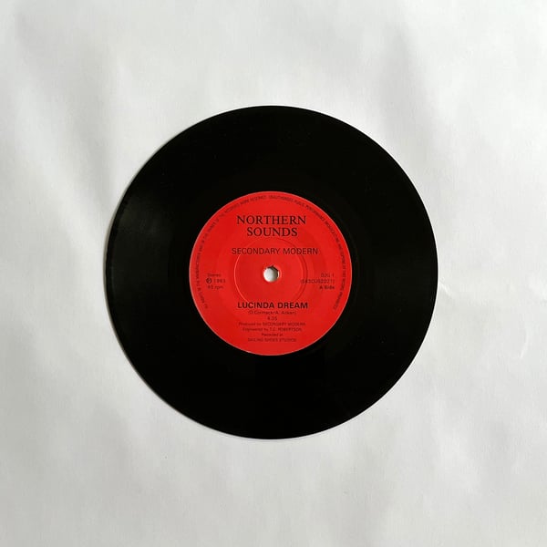Image of SECONDARY MODERN – LUCINDA DREAM 7"