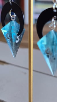 Image 3 of Moonstone d4 earrings
