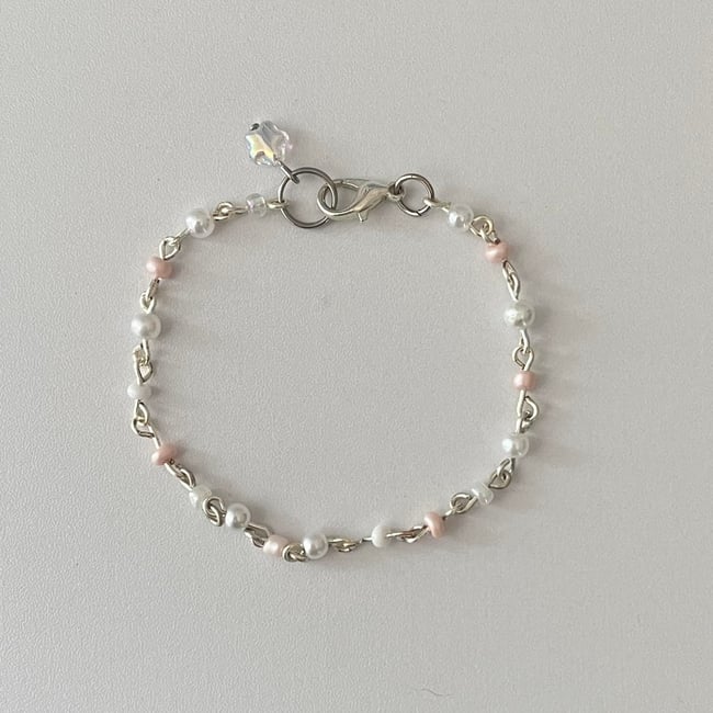 mini pearl wire bracelet