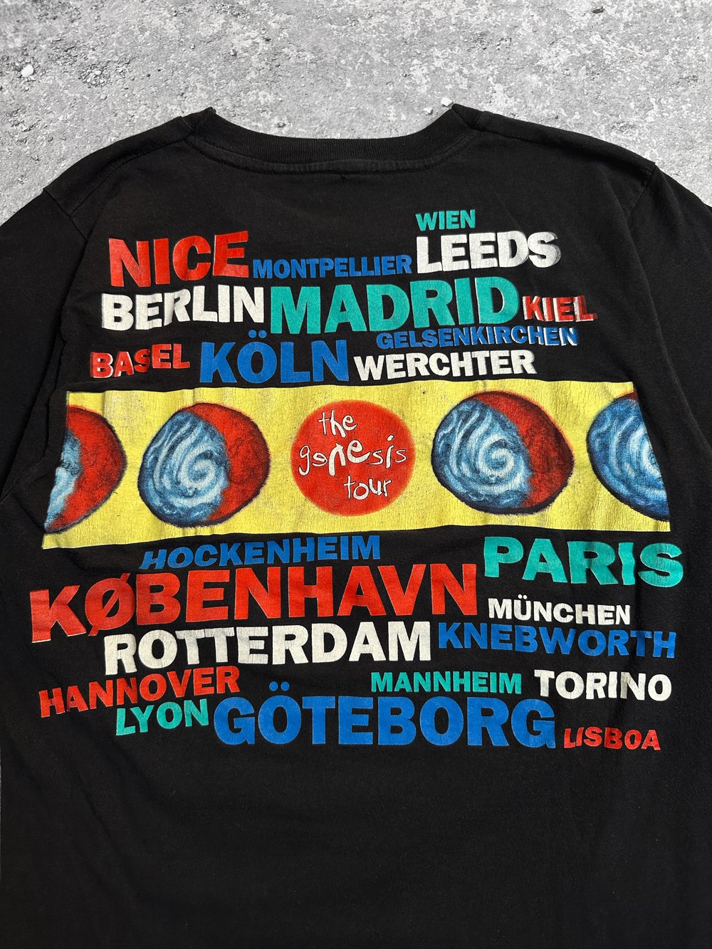 Genesis 1992 'European Tour' T-Shirt | NLVintage Genesis 1992 'European Tour' T-Shirt | NLVintage