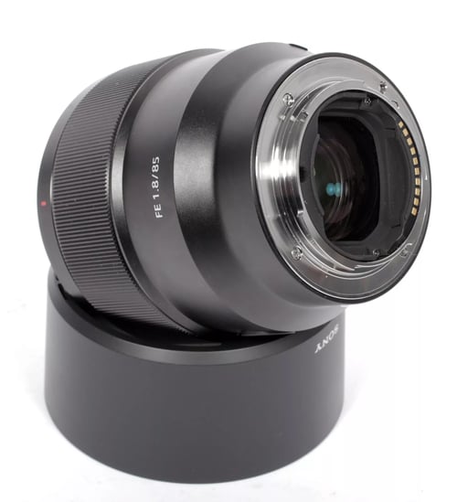 Image of Sony FE 85mm F1.8 lens SEL85F18 + ALC-SH150 shade #0330