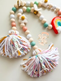 Image 3 of RTS OAK Buzz & Blooms Garland #1