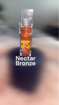 Image 7 of Shear lip gloss