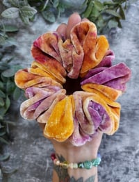Image 2 of Luxury Silk Velvet Scrunchie (#2)