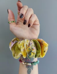 Image 3 of Luxury Silk Velvet Scrunchie (#4)