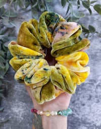 Image 4 of Luxury Silk Velvet Scrunchie (#4)