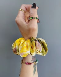 Image 5 of Luxury Silk Velvet Scrunchie (#4)