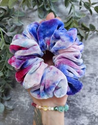 Image 5 of Luxury Silk Velvet Scrunchie (#7)