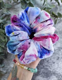 Image 3 of Luxury Silk Velvet Scrunchie (#7)