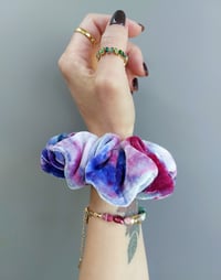 Image 4 of Luxury Silk Velvet Scrunchie (#7)