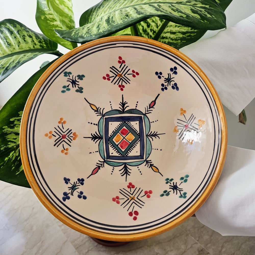 Image of LARGE CERAMIC BOWL - Sunshine Collection