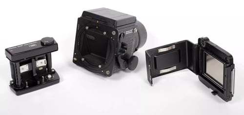 Image of Mamiya RZ67 Pro 6X7 medium format camera w/ Z 90mm F3.5 W lens + WLF + 120 back #0275