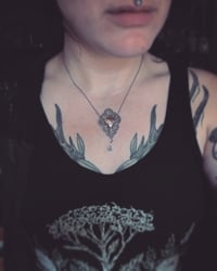Image 3 of 1920s pyramid necklace 