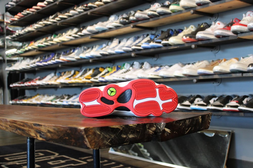 AIR JORDAN XIII (13) "HISTORY OF FLIGHT"