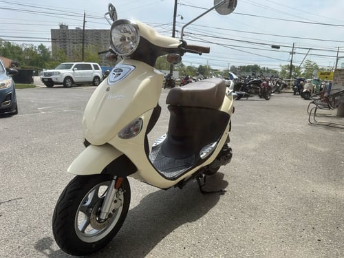Image of JUST IN! New Genuine Buddy 50 in French Vanilla!