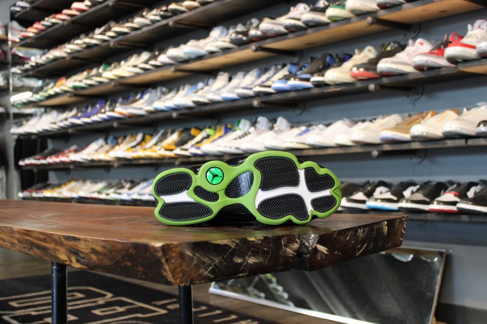 AIR JORDAN XIII (13) "ALTITUDE"
