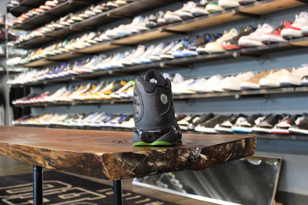 AIR JORDAN XIII (13) "ALTITUDE"