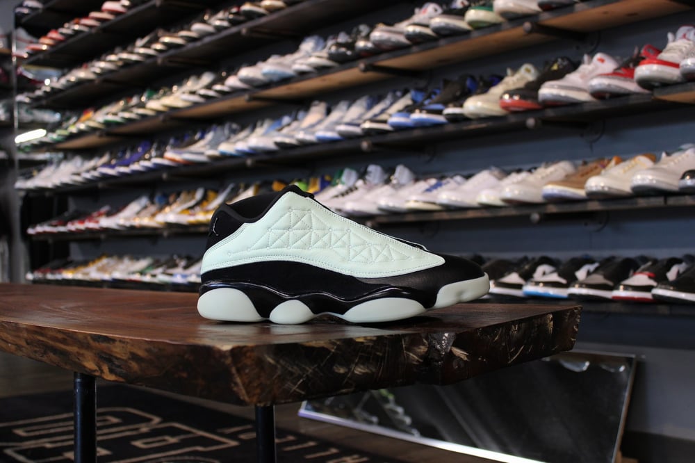 AIR JORDAN XIII LOW (13) "SINGLE'S DAY"
