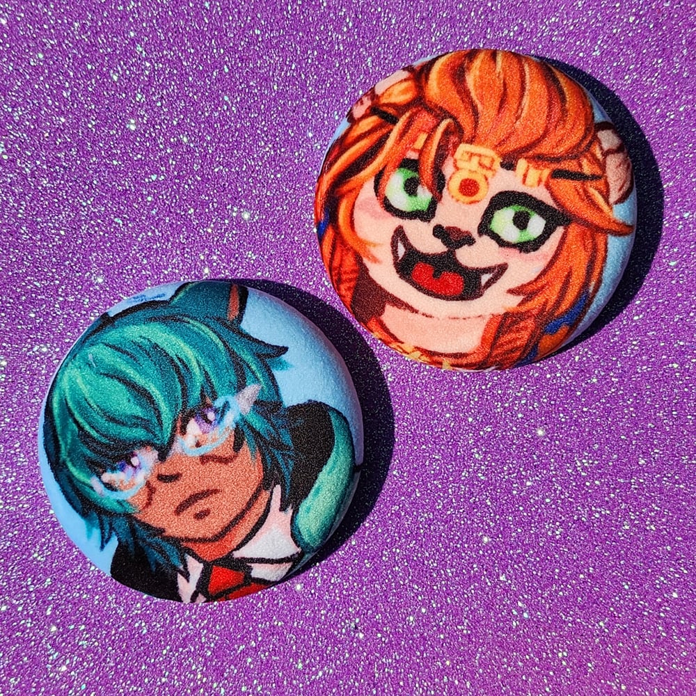 Image of Vow of Resolve and Vow of Reason (Wuk Lamat and Koana) Plush Badge