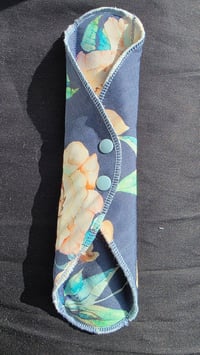 Image 3 of Set of 7 Linen Regular Pads- Navy & Roses