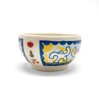 Image 4 of Day & Night Bowl