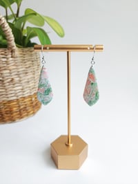 Spring Flower Teardrops