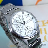 Image 5 of 2001 Seiko White Dial Quartz Racing Chronograph Wristwatch (V657-7100)