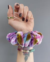 Image 5 of Luxury Silk Velvet Scrunchie (#18)