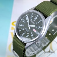 Image 4 of 1999 Seiko SKX425 Automatic Khaki Field Watch (7S26-3060)