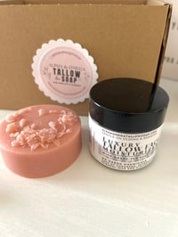 Image 16 of Tallow 2 pc Gift Set 