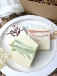 Image 5 of 3 pc Shea Butter Spa Bar Gift Set