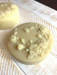 Image 10 of Tallow Matcha Green Tea 3pc Gift Set