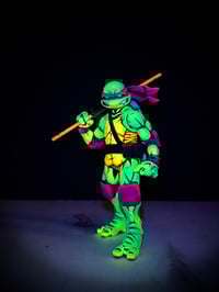 Image 3 of 001/001 UV DON RESIN ART TOY