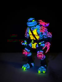 Image 3 of 001/001 UV SLASHY RESIN ART TOY