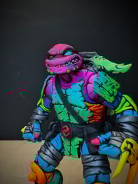 Image 2 of 001/001 MAHOLO SLASHY RESIN ART TOY