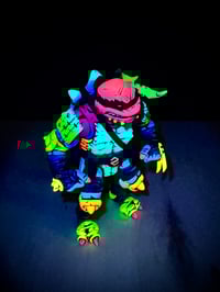 Image 3 of 001/001 MAHOLO SLASHY RESIN ART TOY