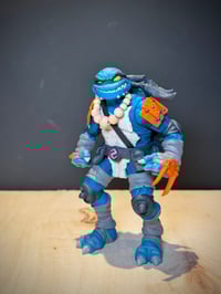 Image 2 of 001/001 MAHALO SLASHY RESIN ART TOY
