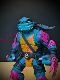 Image 2 of MID AUGUST SHIPPING! PRE-ORDER SLASHY RESIN ART TOY