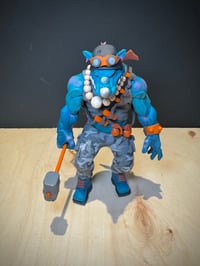 Image 4 of 001/001 MAHALO STOCKREADY RESIN ART TOY