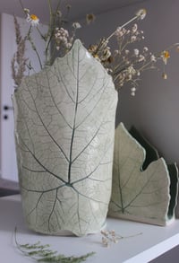 Image 3 of Isabella vase with a grape leaf imprint