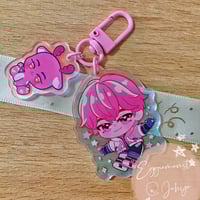 Image 5 of PLAVE iridescent keychain | Pixel world by Johyo