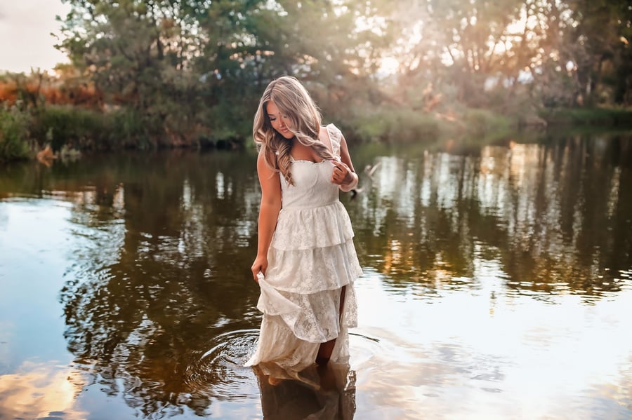Image of Family Mini Sessions-Bobo Creek trailhead-June 15-$350 total with half due upfront